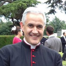 The Revd Canon Dr Robin Ward